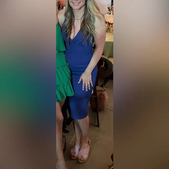 Dress the Population blue midi dress - Picture 2 of 4